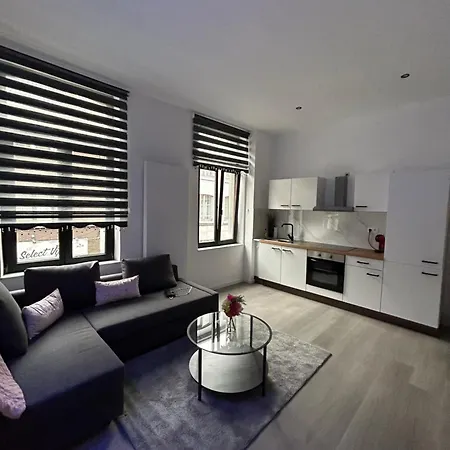 Foursuites Apartment *